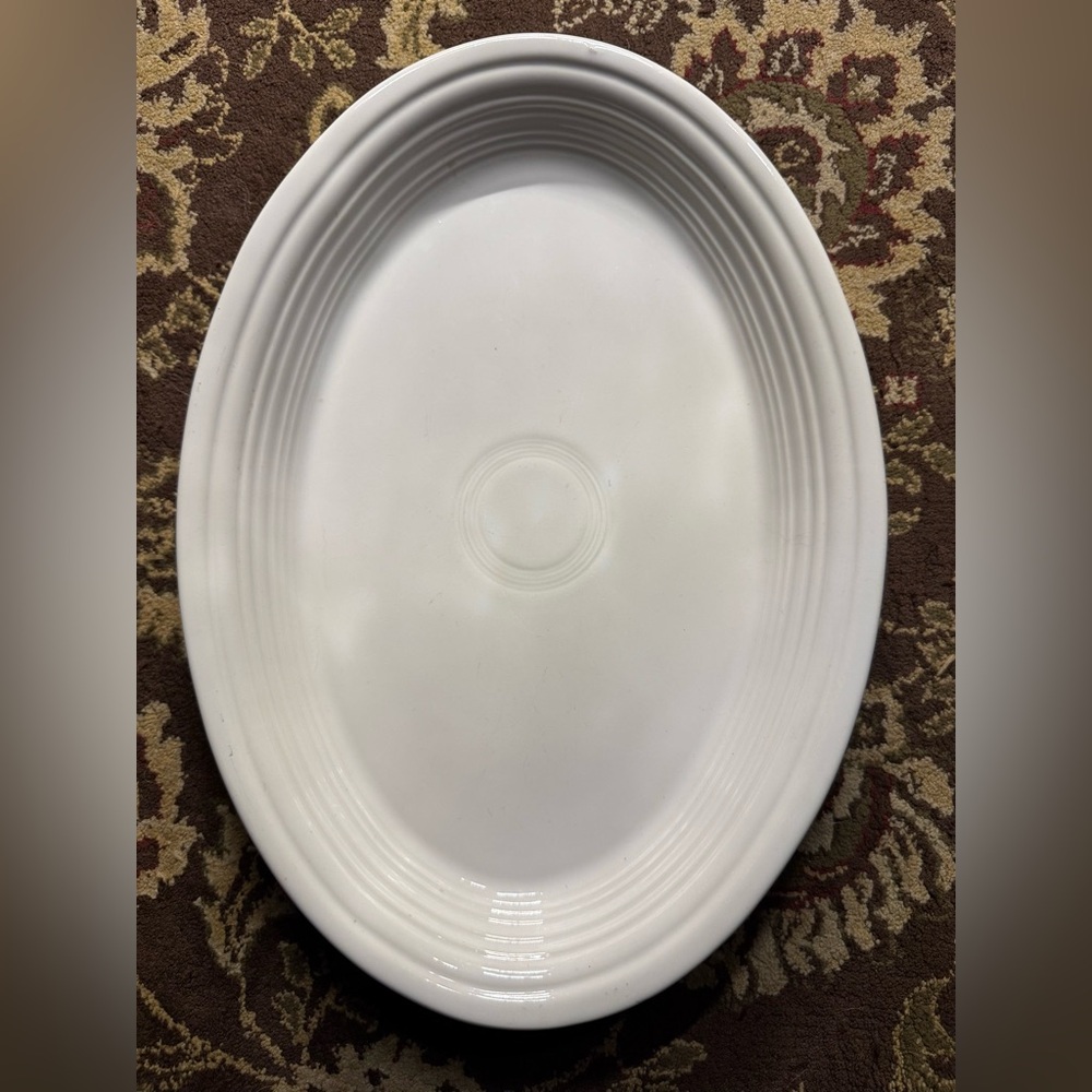 Elegant White Oval Serving PlatterFiesta Ware . Great condition.